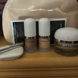 Marc Jacob’s 7 piece set (Great Value)